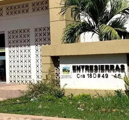 Apto De 3 Habitaciones Con Ventiladores Y Parqueadero Comunal Valledupar Exterior photo